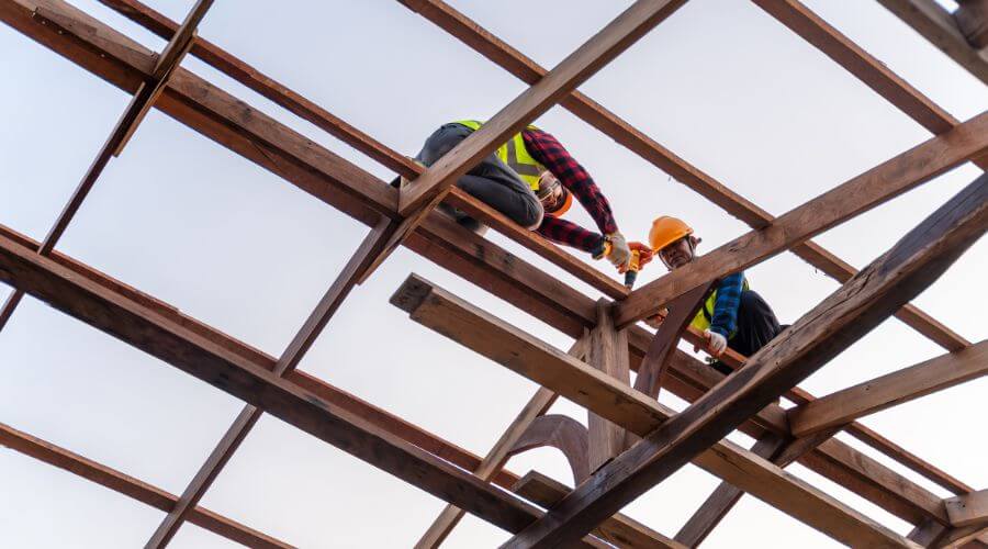 Professional gutter cleaning services in Ashburn, VA